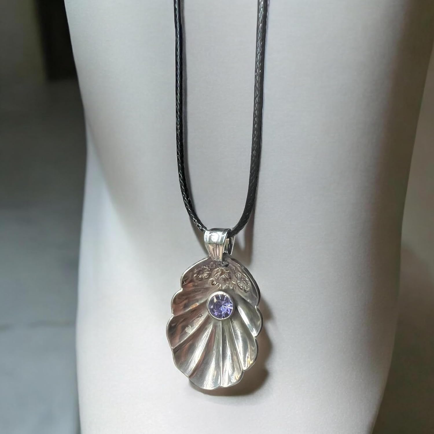 Silver Shell Spoon Necklace With Purple Decorative Stone