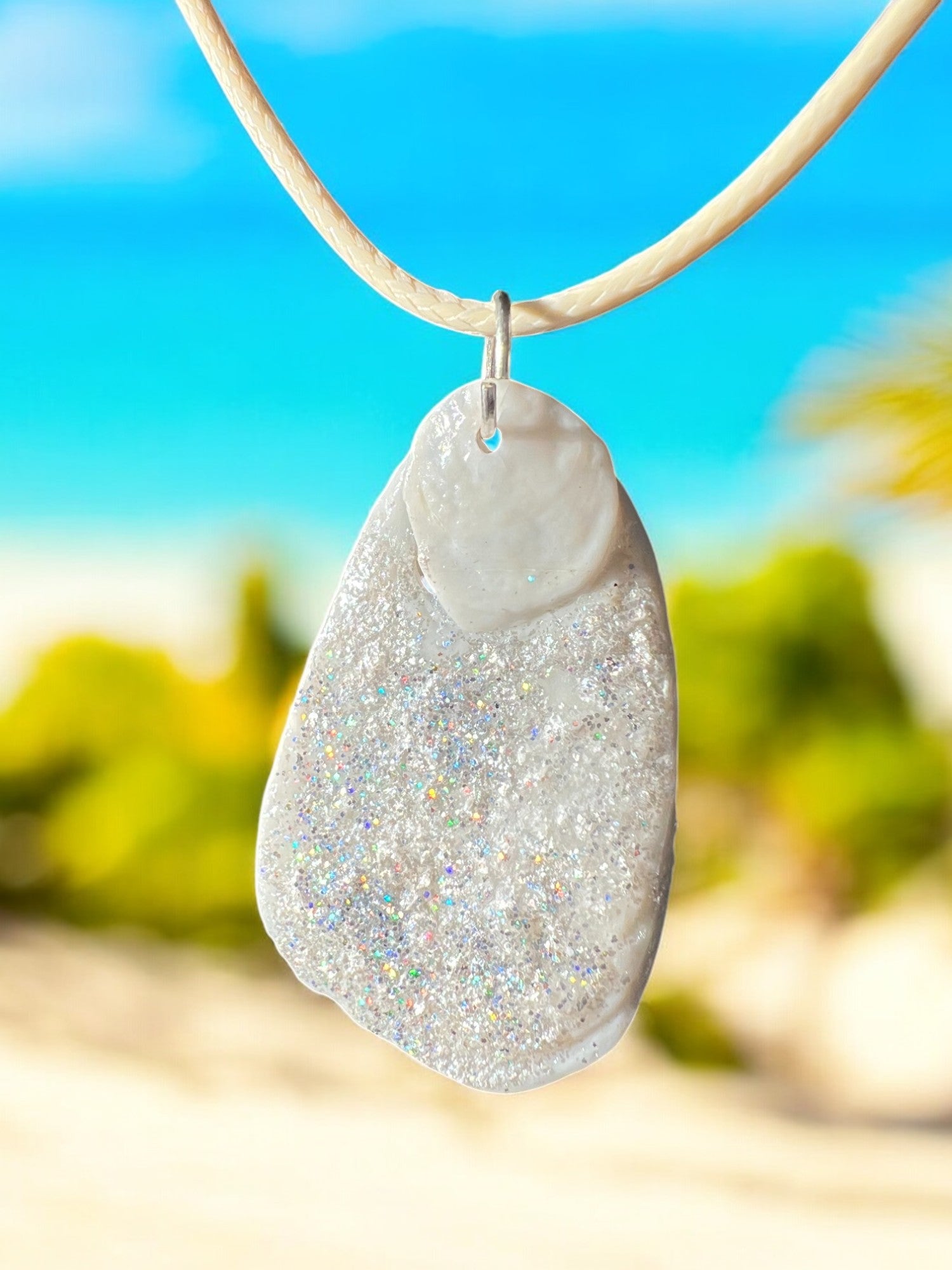 Sea Shell Necklace With Glitter With 18" Adjustable Necklace